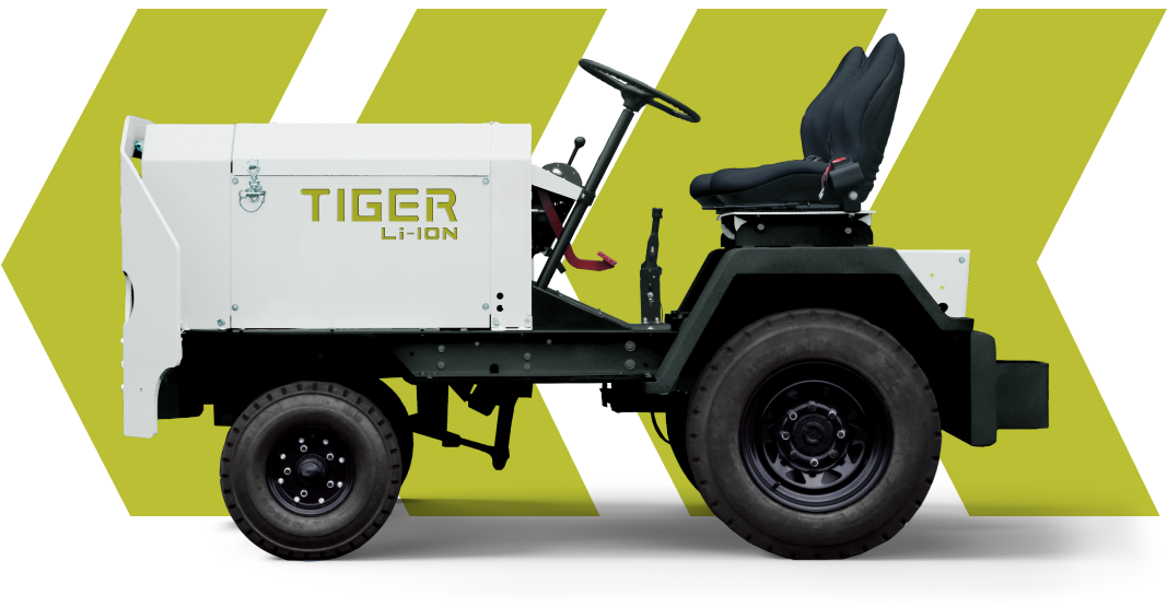 Electric tow tractor